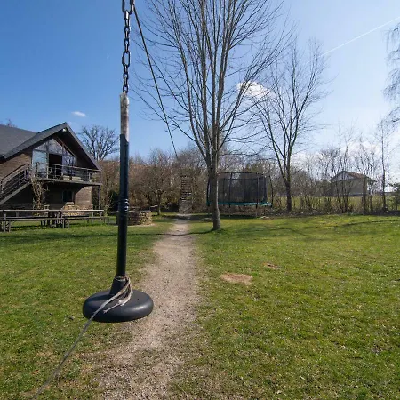 Σαλέ Spacious Chalet In With Garden