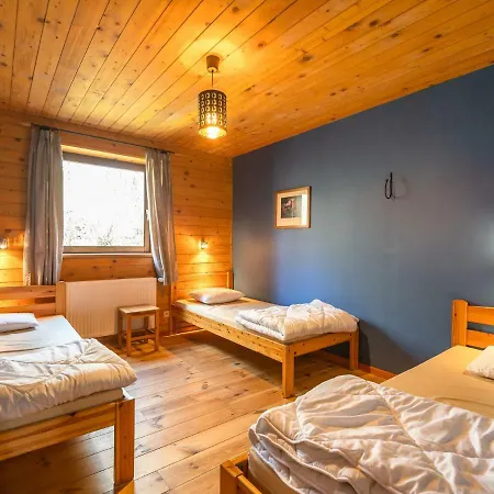 Σαλέ Spacious Chalet In With Garden *